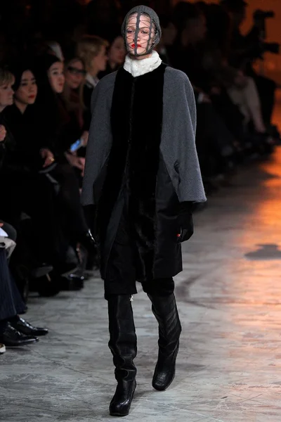 Look 34